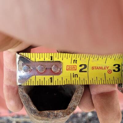 Lot 30: Vintage Water Main Wrench 