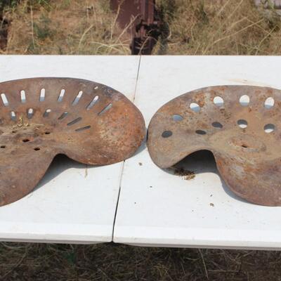     TRACTOR SEATS