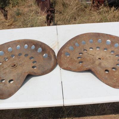 TRACTOR SEATS