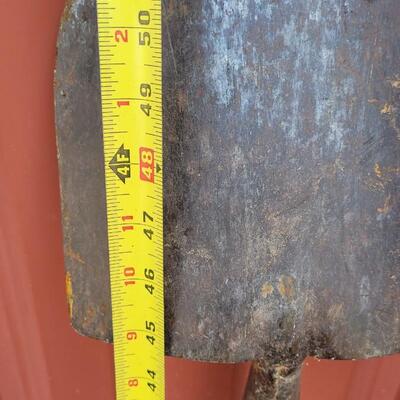 Lot 42: Vintage Trimmer Garden Tool 