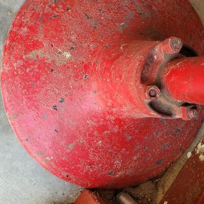 Lot 55: Vintage Red Chippy Paint Base w/ Columbian VISE and GE Bench Grinder 