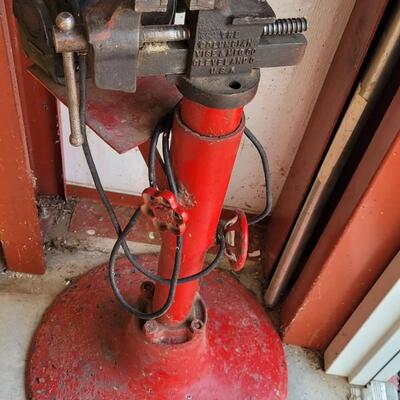 Lot 55: Vintage Red Chippy Paint Base w/ Columbian VISE and GE Bench Grinder 