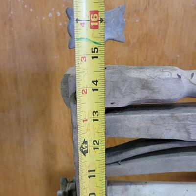 Lot 56: Vintage LOVELL No. 110 Hand Clothes Washer