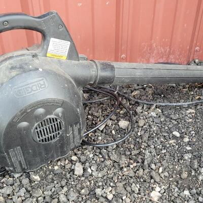 Lot 57: RIGID Corded Vacuum Blower WORKS w/ Filter 