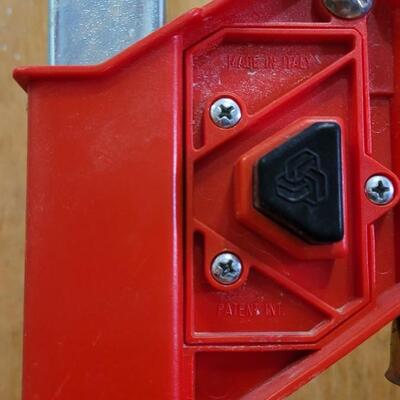 Lot 58: Cork or Cap Press Made in Italy 