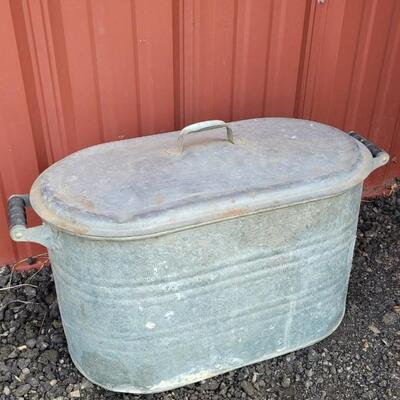 Lot 60: Large Steel Basin w/ Lid (Original Wood Handles)
