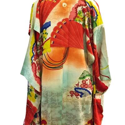 Antique  Museum  Japanese Kimono Gold Embroidered bold coors 