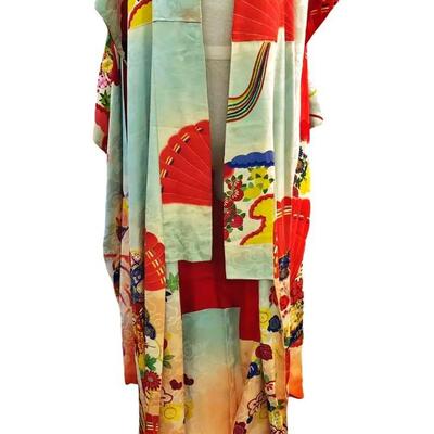 Antique  Museum  Japanese Kimono Gold Embroidered bold coors 