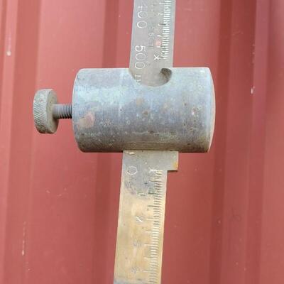 Lot 63: Vintage FAIRBANKS Short Iron Pillar Beam Livestock Scale INCOMPLETE