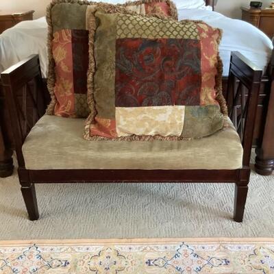 J. 686. Mahogany Bench with Large Tapestry Pillows 