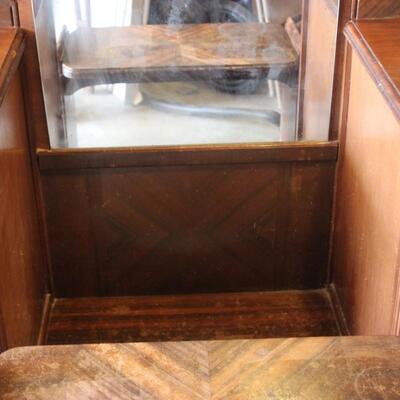    VINTAGE MIRRORED VANITY AND SEATING