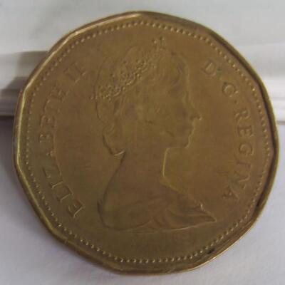 Canadian Coin Lot: 1996 2 Dollar, 1987 1 Dollar, 1981 Quater, 1999 Nickel, 1999 and 2002 Pennies