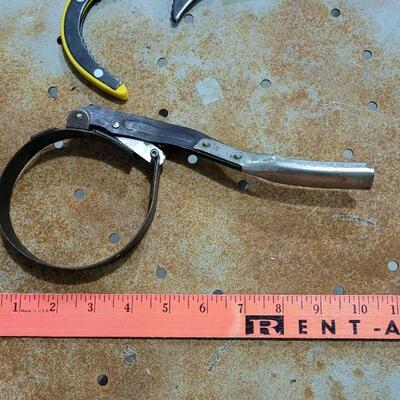 Lot 73: (3) Assorted Filter Wrenches 
