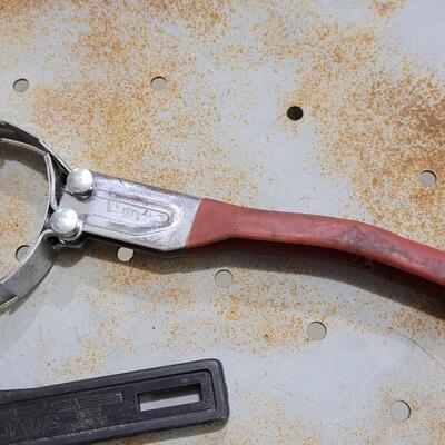 Lot 73: (3) Assorted Filter Wrenches 