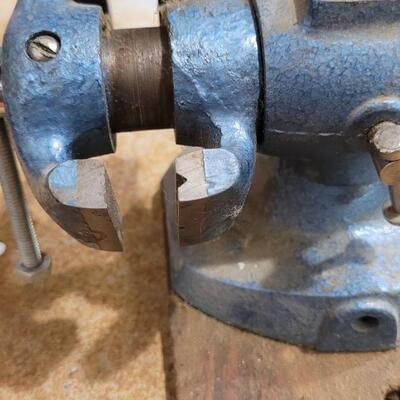 Lot 77: Vintage Small Bench Vise Blue w/ Wood Base