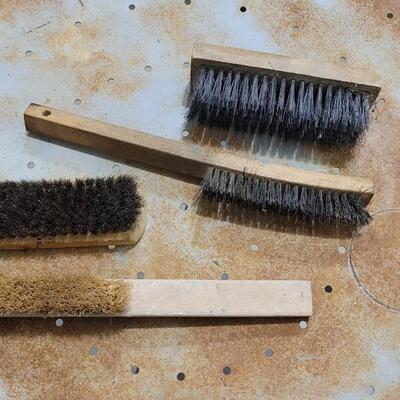 Lot 84: Brush Assortment - (2) Steel and (2) Soft
