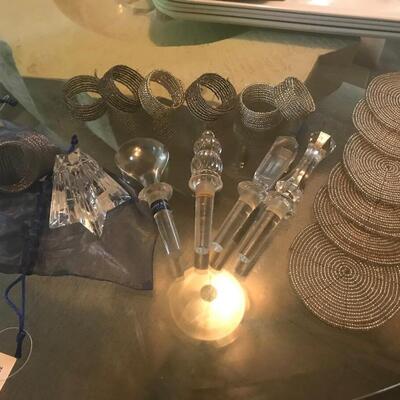 VILLOROY & BOCH WINE STOPPERS, COASTERS, NAPKIN RINGS & MORE