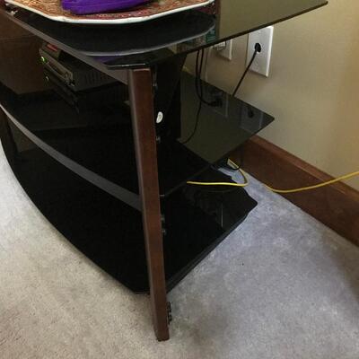 GLASS MEDIA CONSOLE