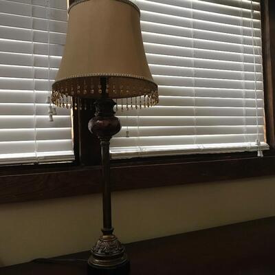 TABLE LAMP
