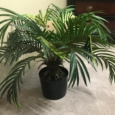 FAUX GREENERY PLANT
