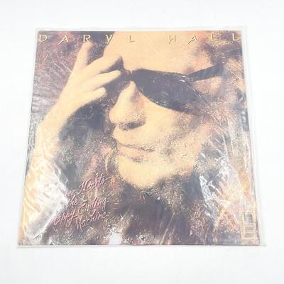 DARYL HALL â€œTHREE HEARTS IN THE HAPPY ENDING MACHINEâ€ VINYL RECORD 