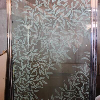  GLASS CORNER SHELVING