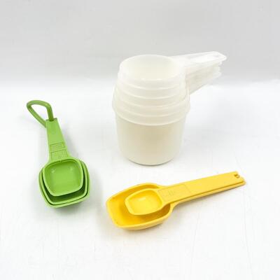 MEASURING CUP AND SPOON LOT 