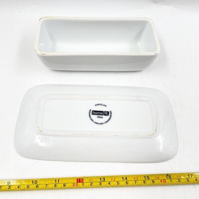 WHITE CERAMIC BUTTER DISH