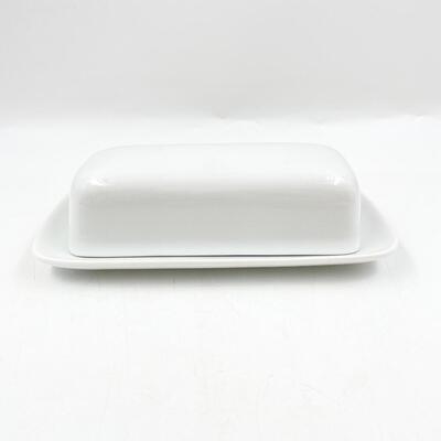 WHITE CERAMIC BUTTER DISH