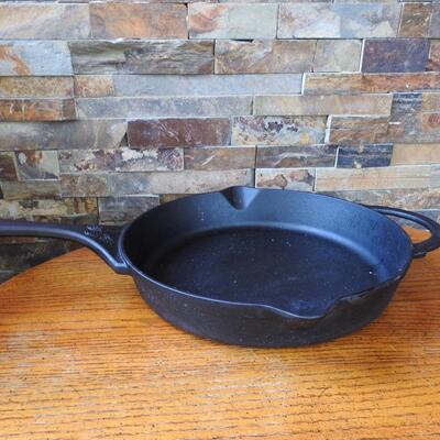 Cast Iron Pioneer Woman