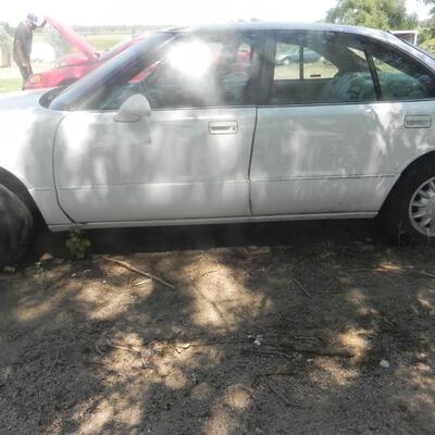  ' 97 OLDSMOBILE 88 LS