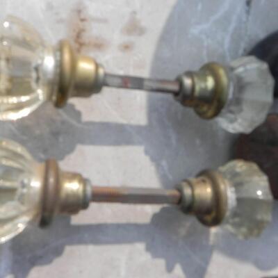  VINTAGE DOORKNOB'S 