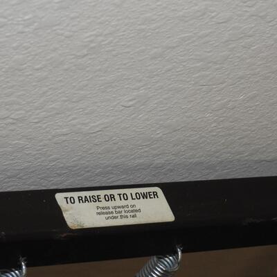 Trundle bed frame