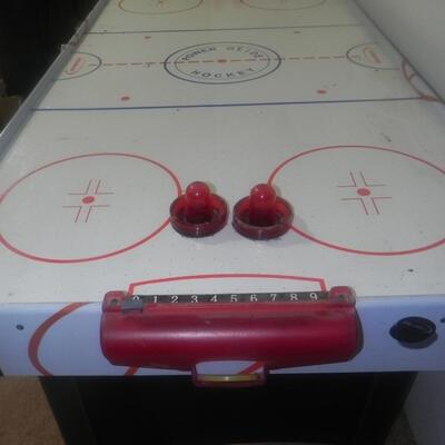   AIR HOCKEY TABLE