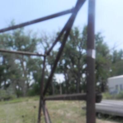   HAY RACK