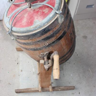 ANTIQUE STAND BUTTER CHURN