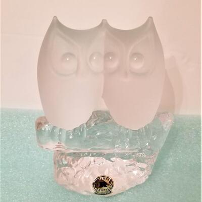 Lot #8  Charming Crystal Owls on perch - Swedish crystal
