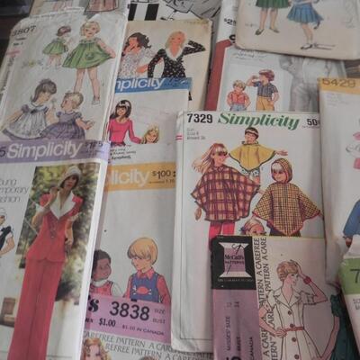 VINTAGE SEWING PATTERNS