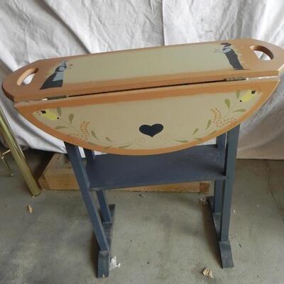 SMALL DROPLEAF TABLE AND FRAMED PICTURE
