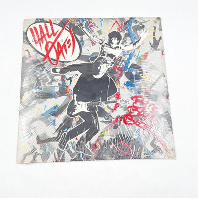 DARYL HALL & JOHN OATES â€œBIG BAM BOOMâ€ VINYL RECORD 