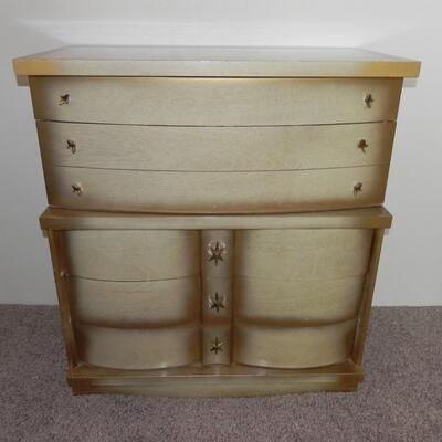  VINTAGE BASSETT CHEST OF DRAWERS