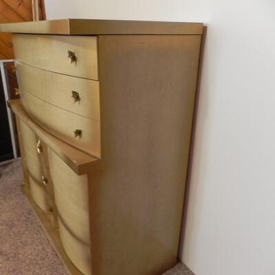  VINTAGE BASSETT CHEST OF DRAWERS