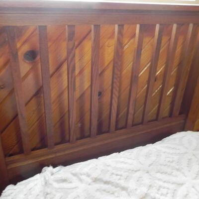   ADJUSTABLE SINGLE SZ. BED