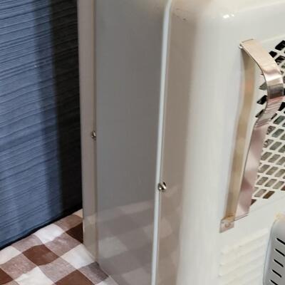 Lot 98: Titan Electric Heater #1