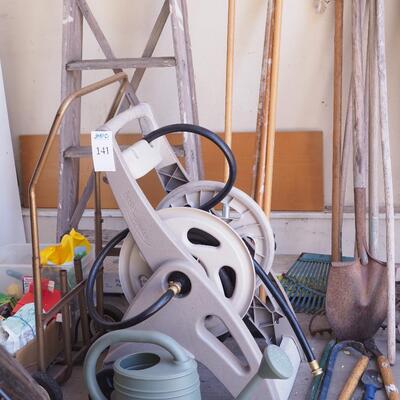 Lot 141 garden tools