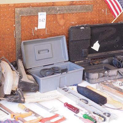 Lot 142 Power tools and peg board