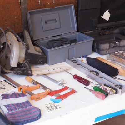 Lot 142 Power tools and peg board