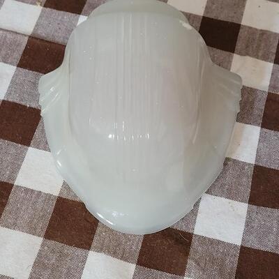 Lot 106: Vintage Art Deco Style Lighting 