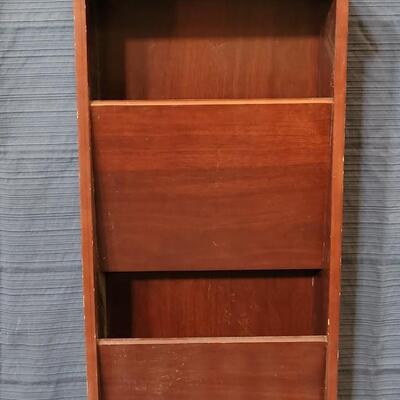Lot 107: Vintage Magazine/Book Stand