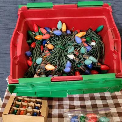 Lot 109: Large Christmas Lights Lot